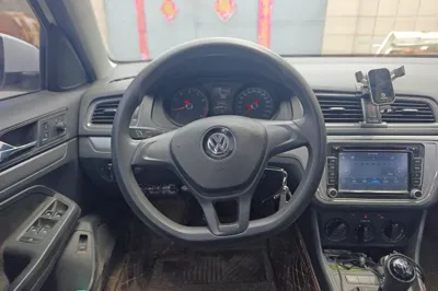 Volkswagen Lavida 2015, 108000 км, за 5803 USD - фото 9