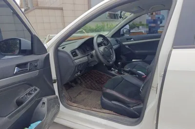 Volkswagen Lavida 2015, 108000 км, за 5803 USD - фото 19
