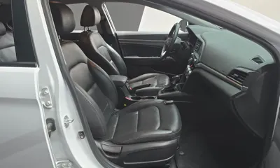 Hyundai Avante 2019, 61937 км, за 7811.08 USD - фото 26