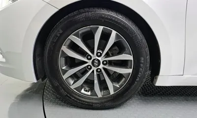 Hyundai Grandeur 2012, 142079 км, за 3898.25 USD