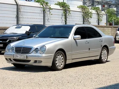 Mercedes-Benz E-Class 2001, 69409 км, за 3479.06 USD