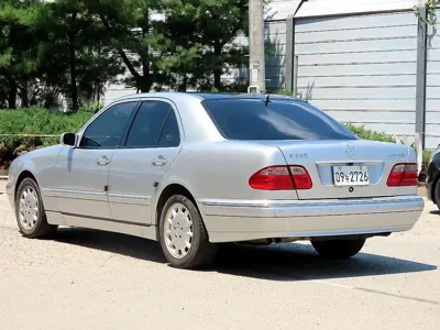 Mercedes-Benz E-Class 2001, 69409 км, за 3479.06 USD