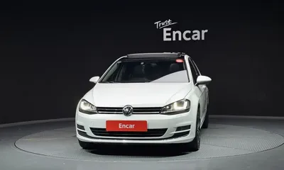 Volkswagen Golf 2016, 83413 км, за 7940.39 USD
