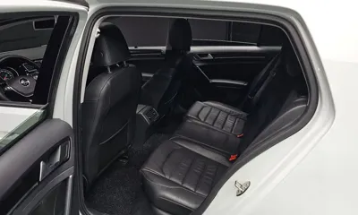 Volkswagen Golf 2016, 83413 км, за 7940.39 USD - фото 12
