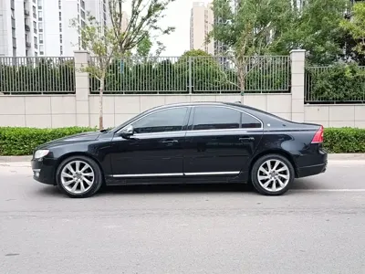 Volvo S80L 2015, 120000 км, за 5607.25 USD