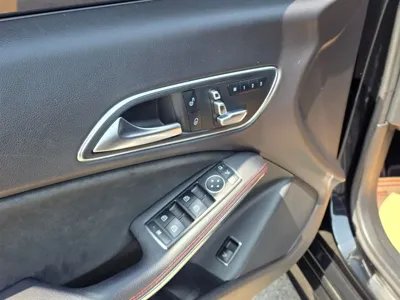 Mercedes-Benz CLA-Class 2018, 60983 км, за 12286.29 USD - фото 10
