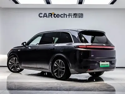 Li Auto Li L8 2025, 7100 км, за 40077.17 USD