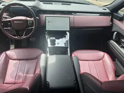 Land Rover Sport 2024, 10000 км, за 117537.45 USD