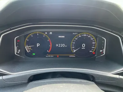 Volkswagen T-Roc 2021, 53000 км, за 11300.55 USD