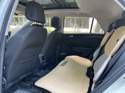 Volkswagen T-Roc 2021, 53000 км, за 11300.55 USD - фото 6