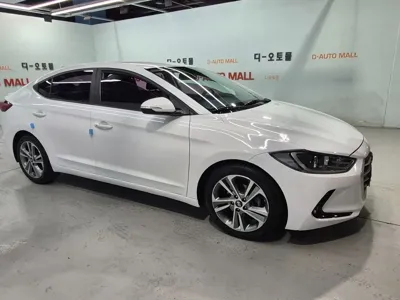 Hyundai Avante 2018, 146000 км, за 5074.17 USD