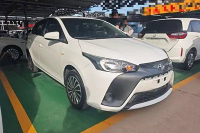 Toyota YARiS L Zhi Xuan 2016, 88100 км, за 7385 USD