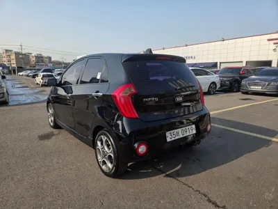 Kia Morning 2016, 119152 км, за 3741.63 USD