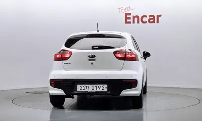 Kia Pride 2016, 97008 км, за 3895.77 USD