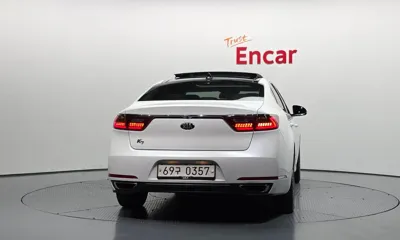 Kia K7 2016, 188499 км, за 5244.85 USD