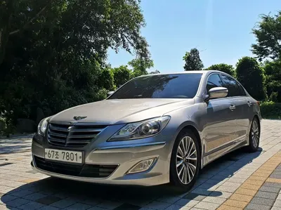 Hyundai Genesis · 2013 год