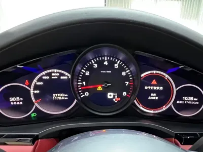 Porsche Cayenne 2021, 21000 км, за 73276.98 USD - фото 10