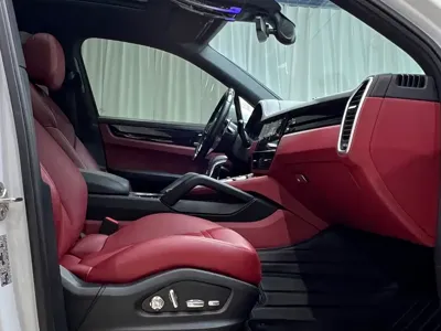 Porsche Cayenne 2021, 21000 км, за 73276.98 USD - фото 20