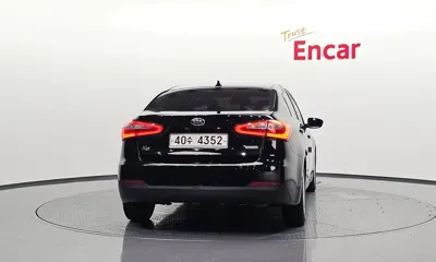 Kia K3 2015, 130394 км, за 65140.1 USD