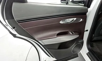 Genesis GV70 2024, 141654 км, за 19804.57 USD - фото 25