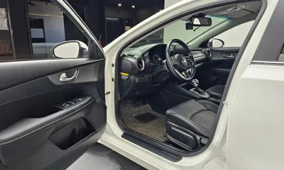 Kia K3 2020, 53596 км, за 7811.47 USD - фото 10