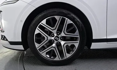 Hyundai Grandeur 2024, 24823 км, за 24182.36 USD