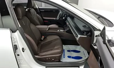 Hyundai Grandeur 2024, 24823 км, за 24182.36 USD - фото 12