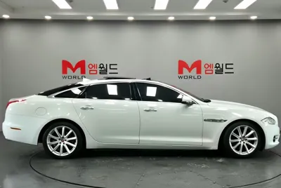 Jaguar XJ 2014, 120311 км, за 7877.12 USD