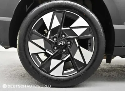 Hyundai Kona 2023, 42793 км, за 17723.51 USD