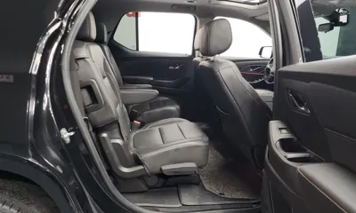 ChevroletGMDaewoo Traverse 2021, 81064 км, за 13178.8 USD - фото 12