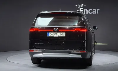 Kia Canival 2021, 56007 км, за 18136.9 USD