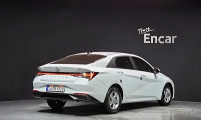 Hyundai Avante 2021, 19414 км, за 10962.32 USD