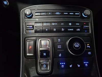 Hyundai Santafe 2022, 33656 км, за 15807.98 USD - фото 9
