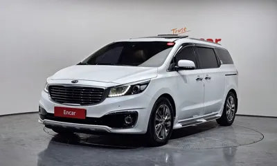 Kia Canival · 2017 год