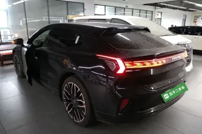 Zeekr 001 2024, 52100 км, за 29927 USD