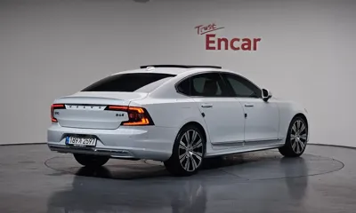 Volvo S90 2023, 52283 км, за 26243.1 USD