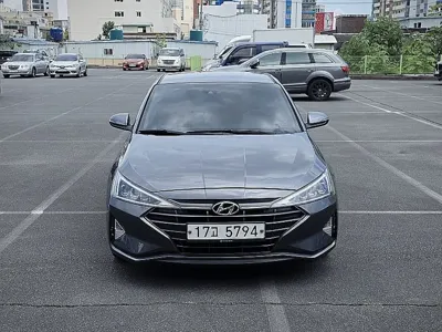 Hyundai Avante 2019, 51062 км, за 7811.47 USD