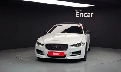 Jaguar XE 2018, 186017 км, за 4354.15 USD