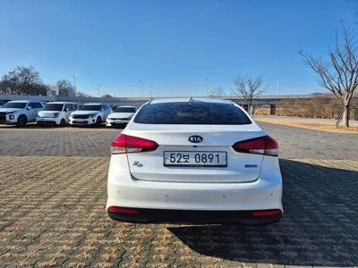 Kia K3 2016, 143592 км, за 3828.9 USD