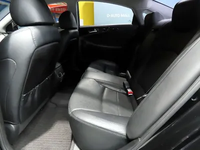 Hyundai Sonata 2011, 47868 км, за 3907.28 USD - фото 7