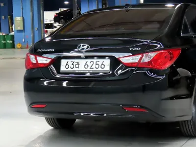 Hyundai Sonata 2011, 47868 км, за 3907.28 USD - фото 17