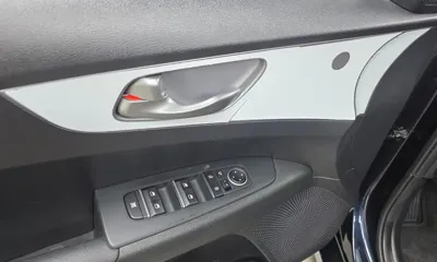 Kia K3 2022, 9565 км, за 8861.76 USD - фото 27