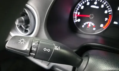 Kia K3 2022, 9565 км, за 8861.76 USD - фото 28