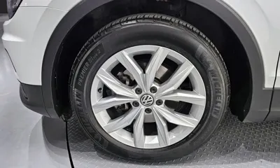 Volkswagen Tiguan 2020, 63745 км, за 15137.5 USD