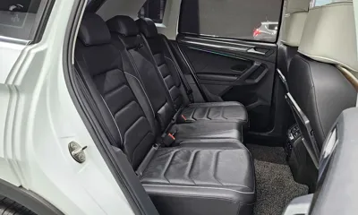 Volkswagen Tiguan 2020, 63745 км, за 15032.17 USD - фото 12