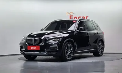 BMW X5 · 2021 год