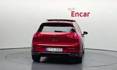 Volkswagen Golf 2024, 37138 км, за 20822.33 USD