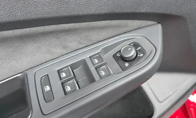 Volkswagen Golf 2024, 37138 км, за 20822.33 USD - фото 27