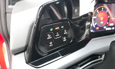 Volkswagen Golf 2024, 37138 км, за 20822.33 USD - фото 29