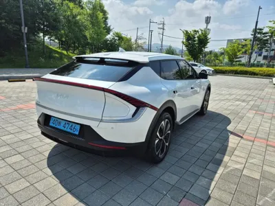 Kia EV6 2022, 72260 км, за 18701.89 USD
